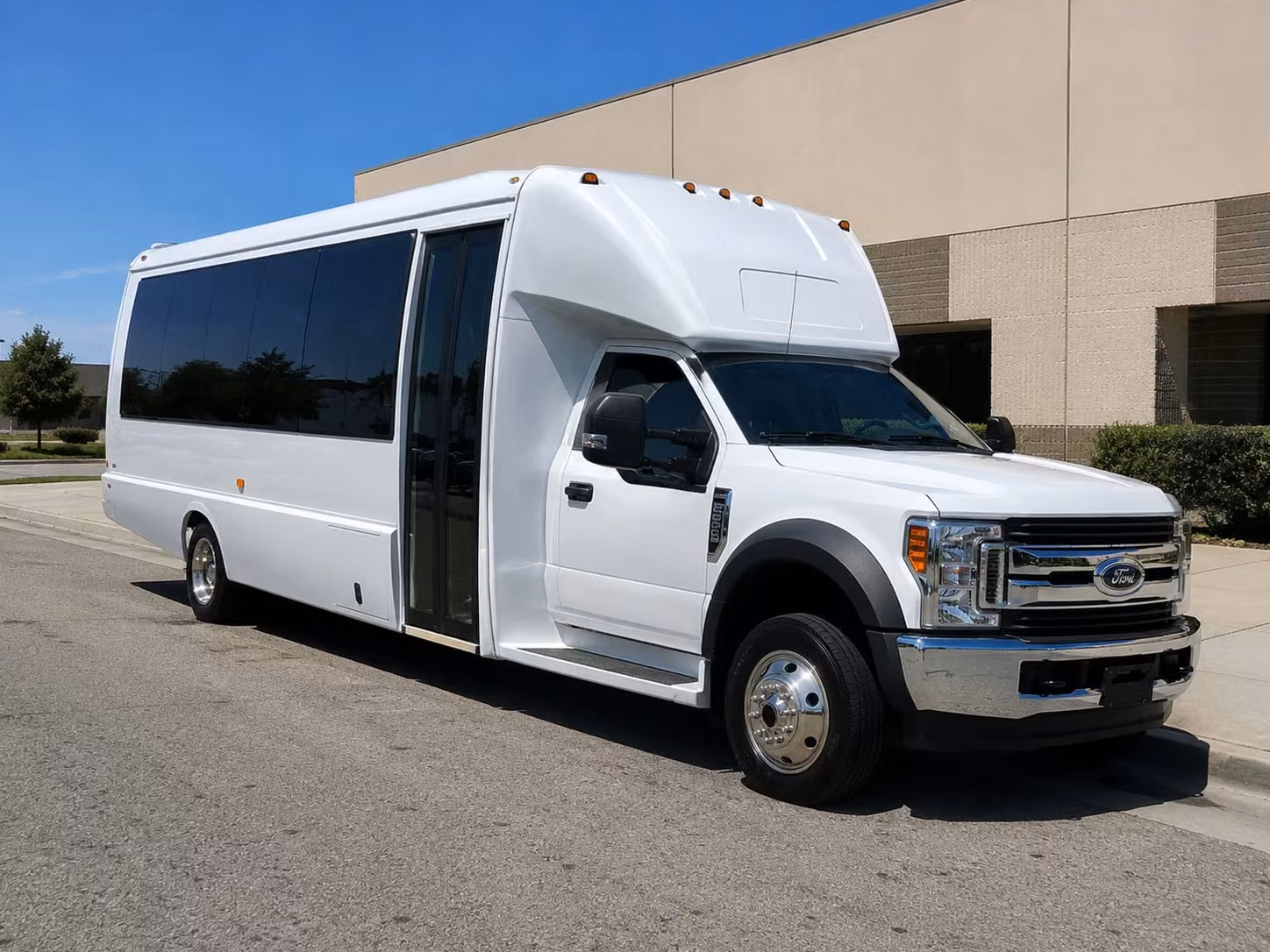 20 passenger minibus
