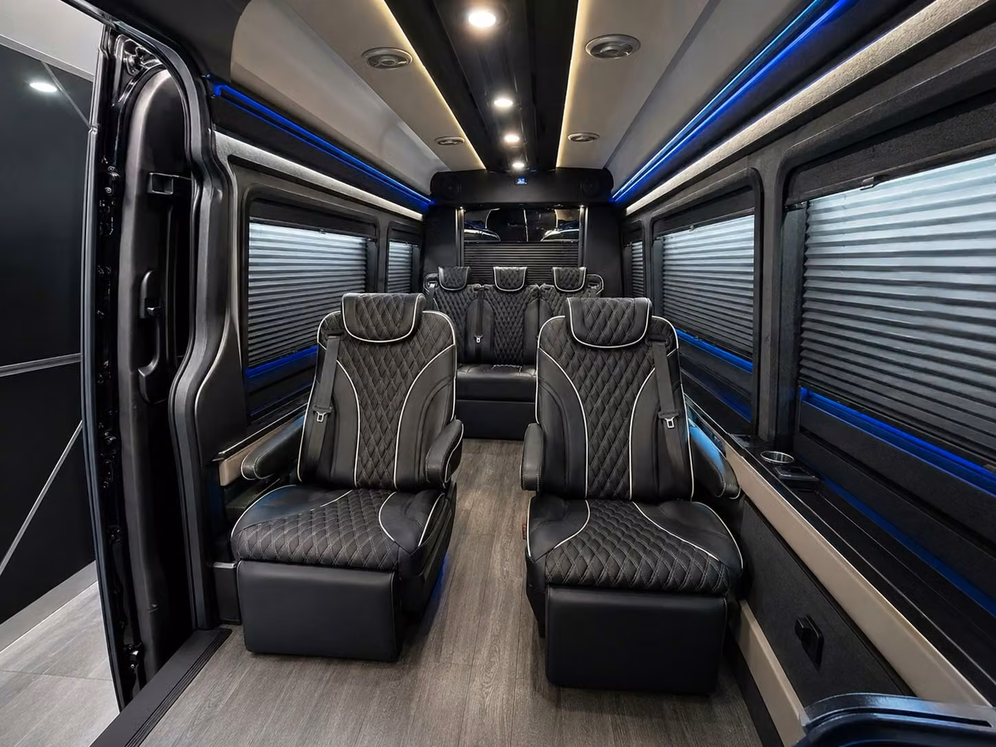 getting a group to the airport from the nasa clear lake area has never been easier