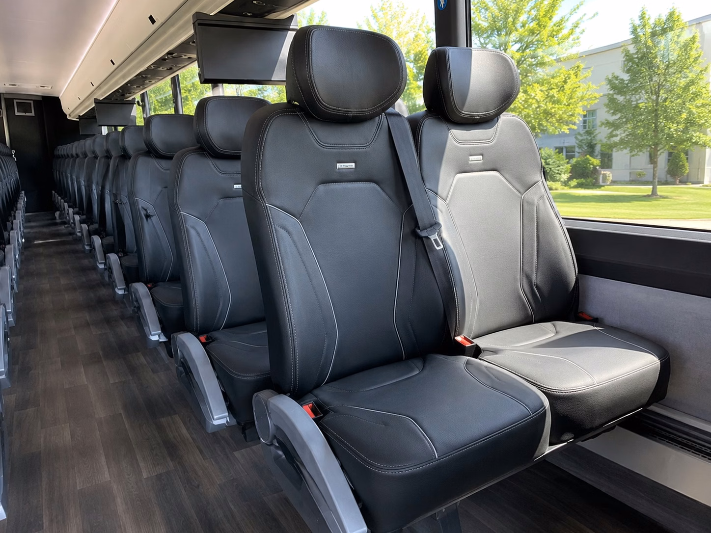 how the day of the week changes what a bus costs in pasadena texas