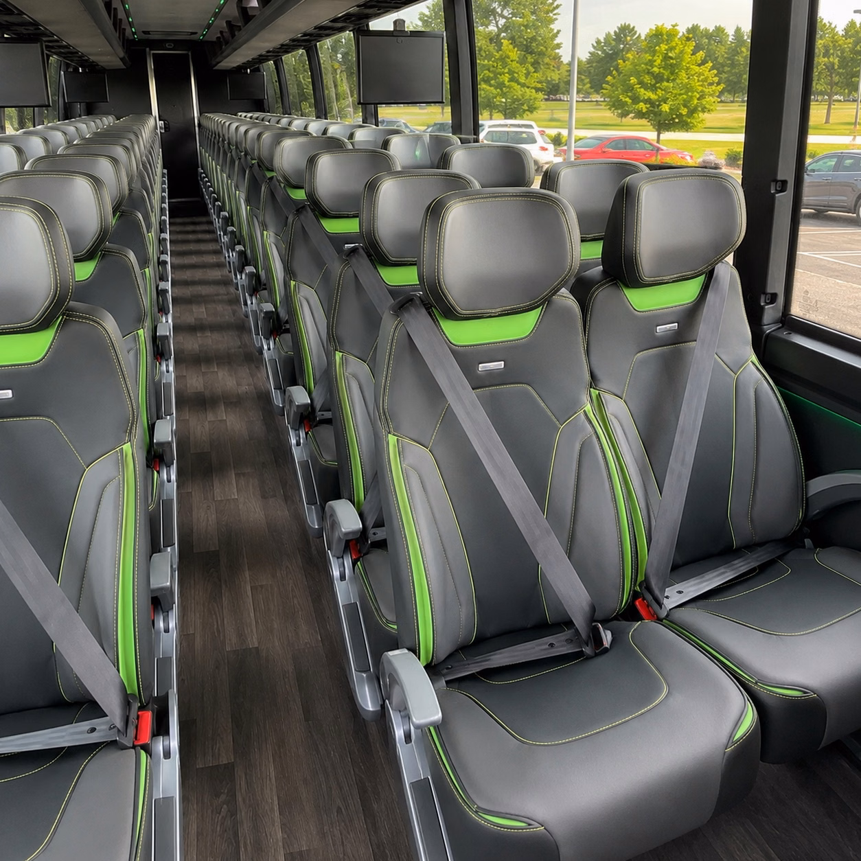 school and university groups in pasadena count on long distance charter buses